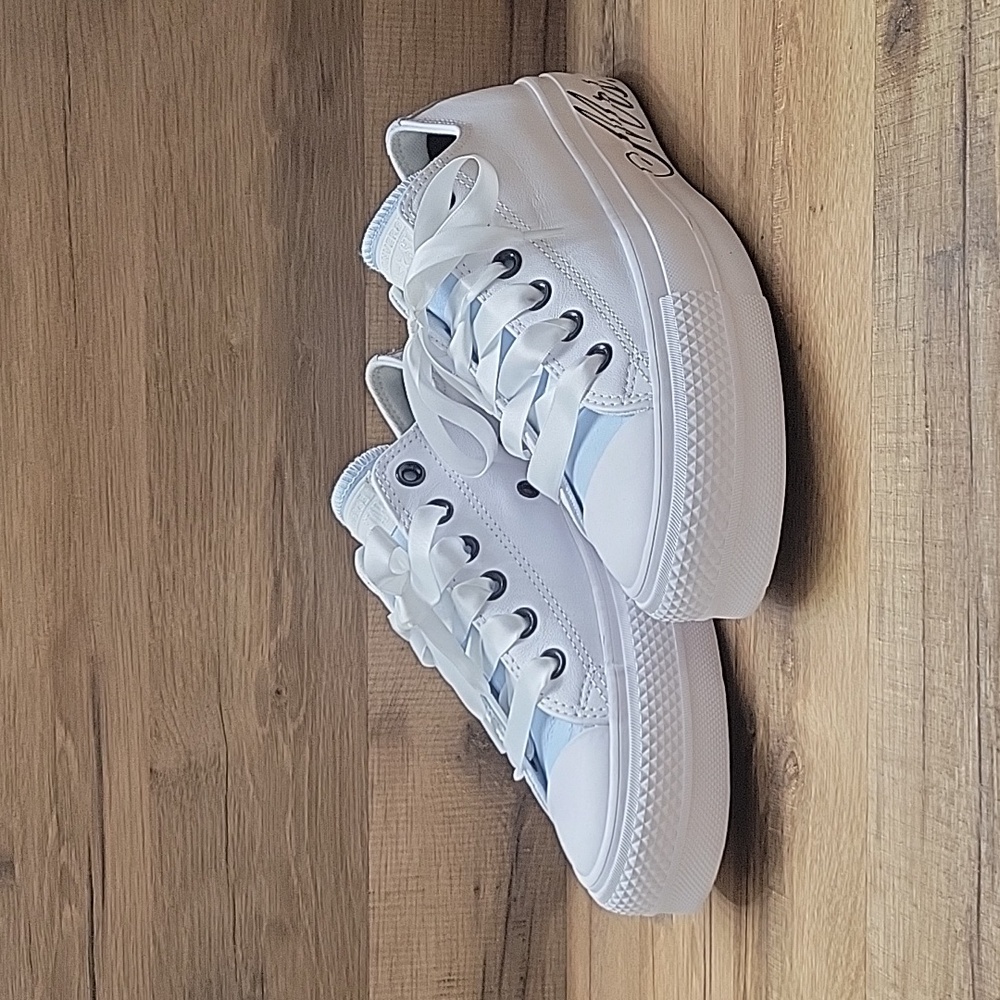 Converse platform Brand new in the box.